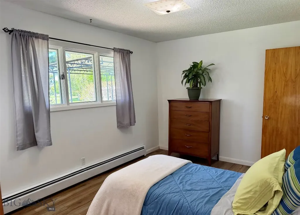 6235 Leonard Street Manhattan MT 59741