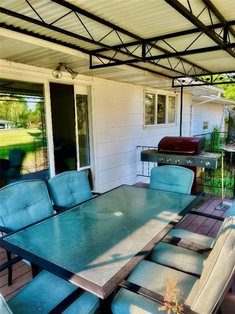 6235 Leonard Street Manhattan MT 59741