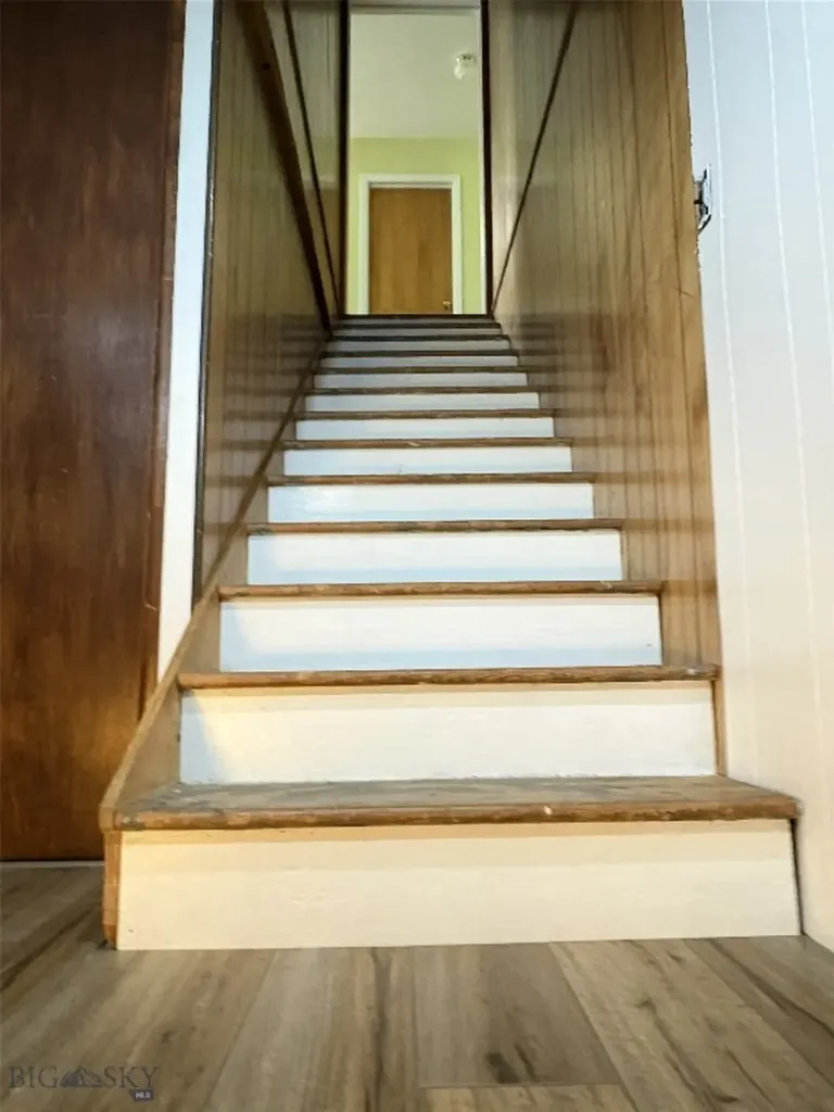 6235 Leonard Street Manhattan MT 59741