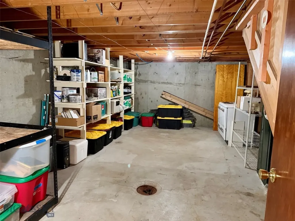 6235 Leonard Street Manhattan MT 59741