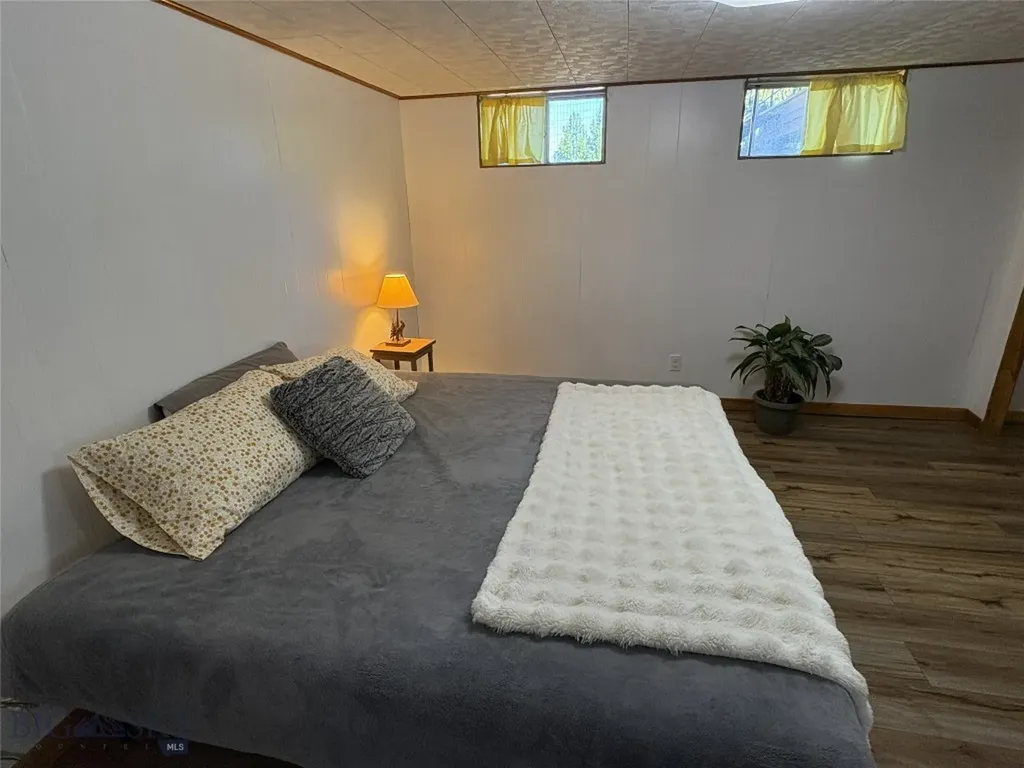 6235 Leonard Street Manhattan MT 59741