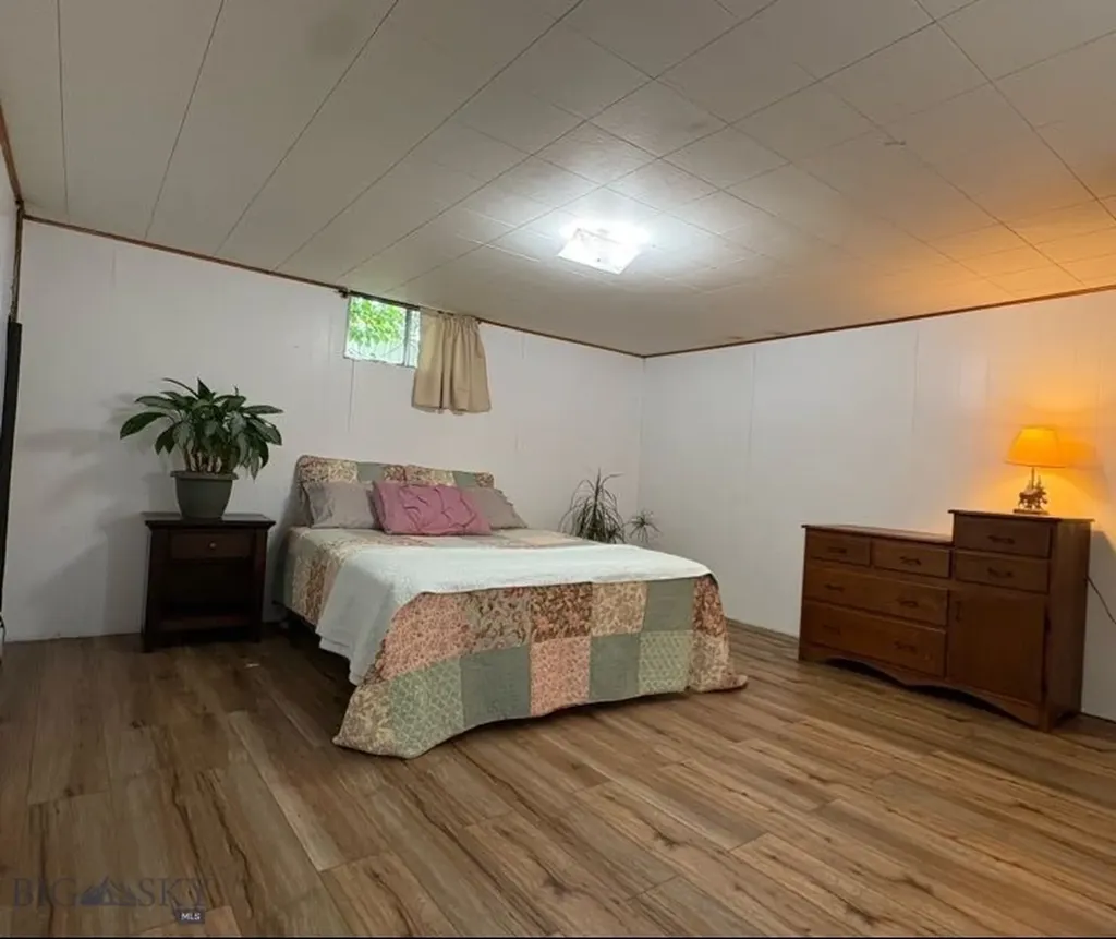 6235 Leonard Street Manhattan MT 59741