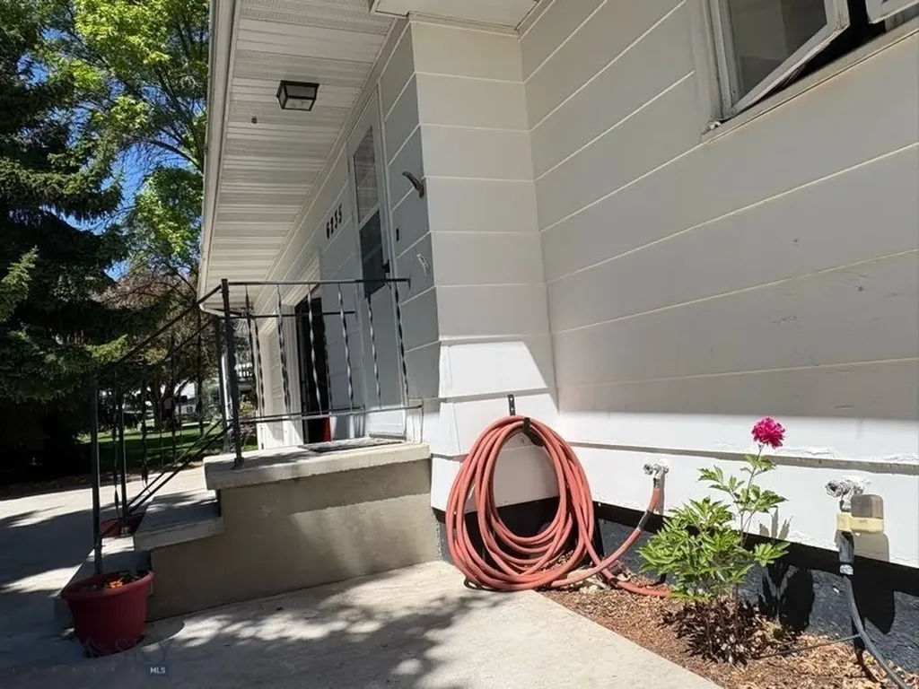 6235 Leonard Street Manhattan MT 59741