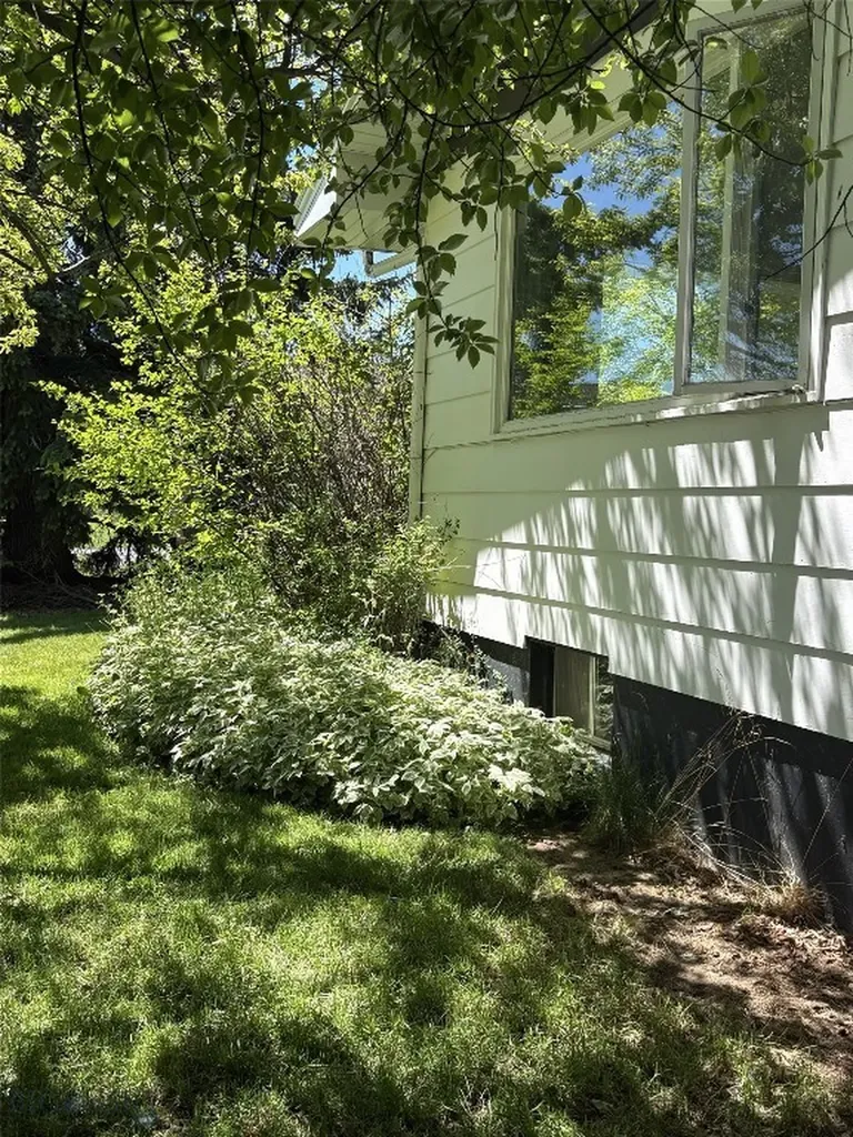 6235 Leonard Street Manhattan MT 59741