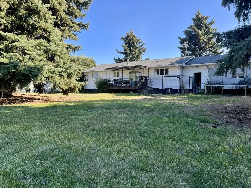 6235 Leonard Street Manhattan MT 59741