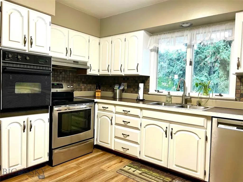 6235 Leonard Street Manhattan MT 59741