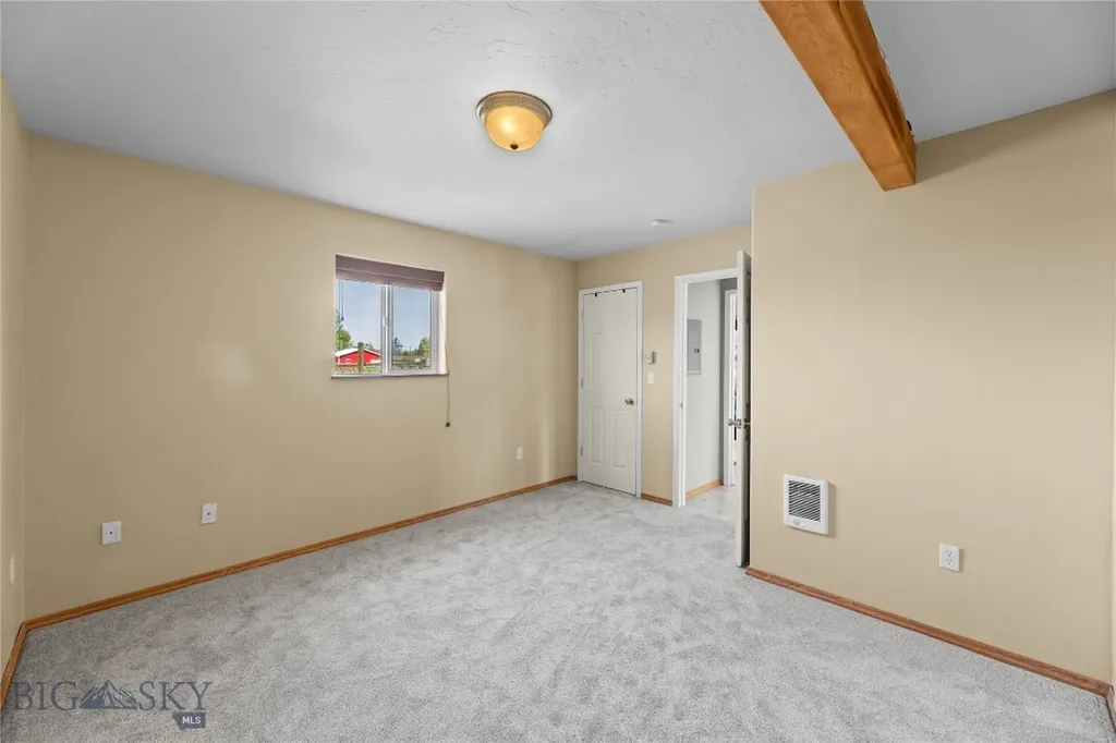 79 Robins Nest Lane Belgrade MT 59714