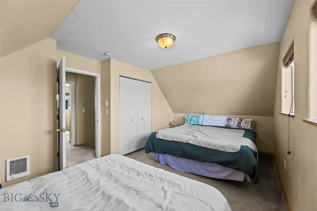 79 Robins Nest Lane Belgrade MT 59714
