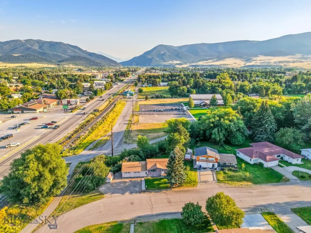 9 Big Horn Drive Livingston MT 59047