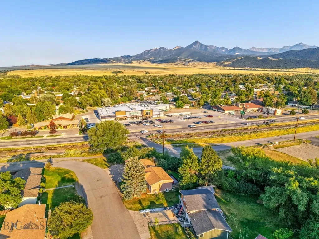 9 Big Horn Drive Livingston MT 59047