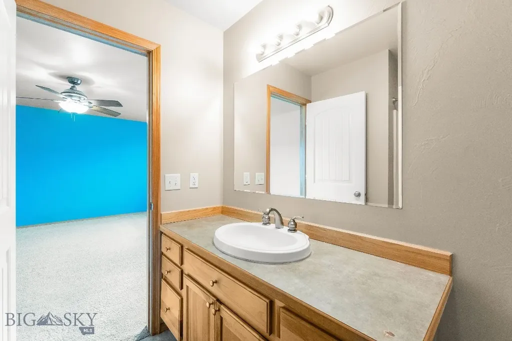 940 N River Rock Drive Belgrade MT 59714