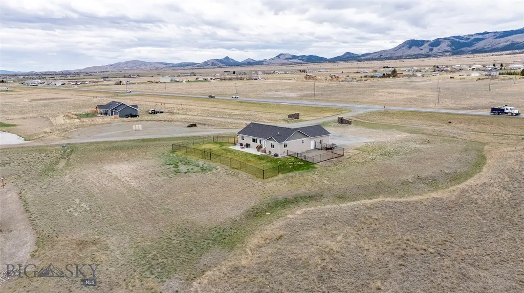 3 J Bar Loop Townsend MT 59644
