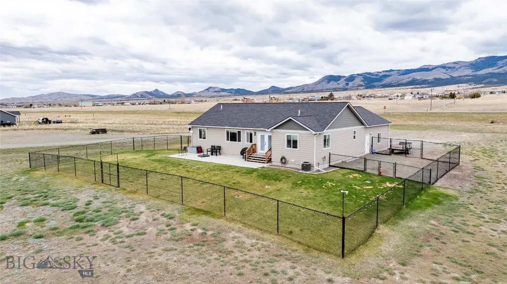 3 J Bar Loop Townsend MT 59644