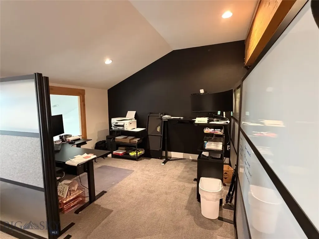 102 Eagle Fjord Road Bozeman MT 59718