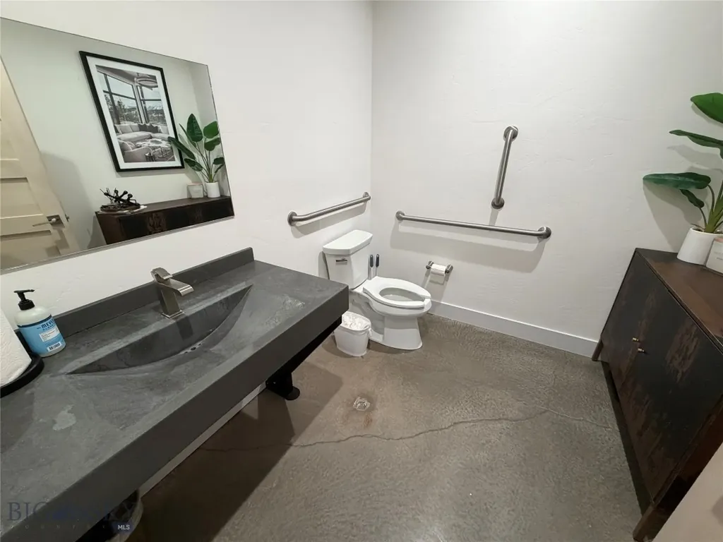 102 Eagle Fjord Road Bozeman MT 59718