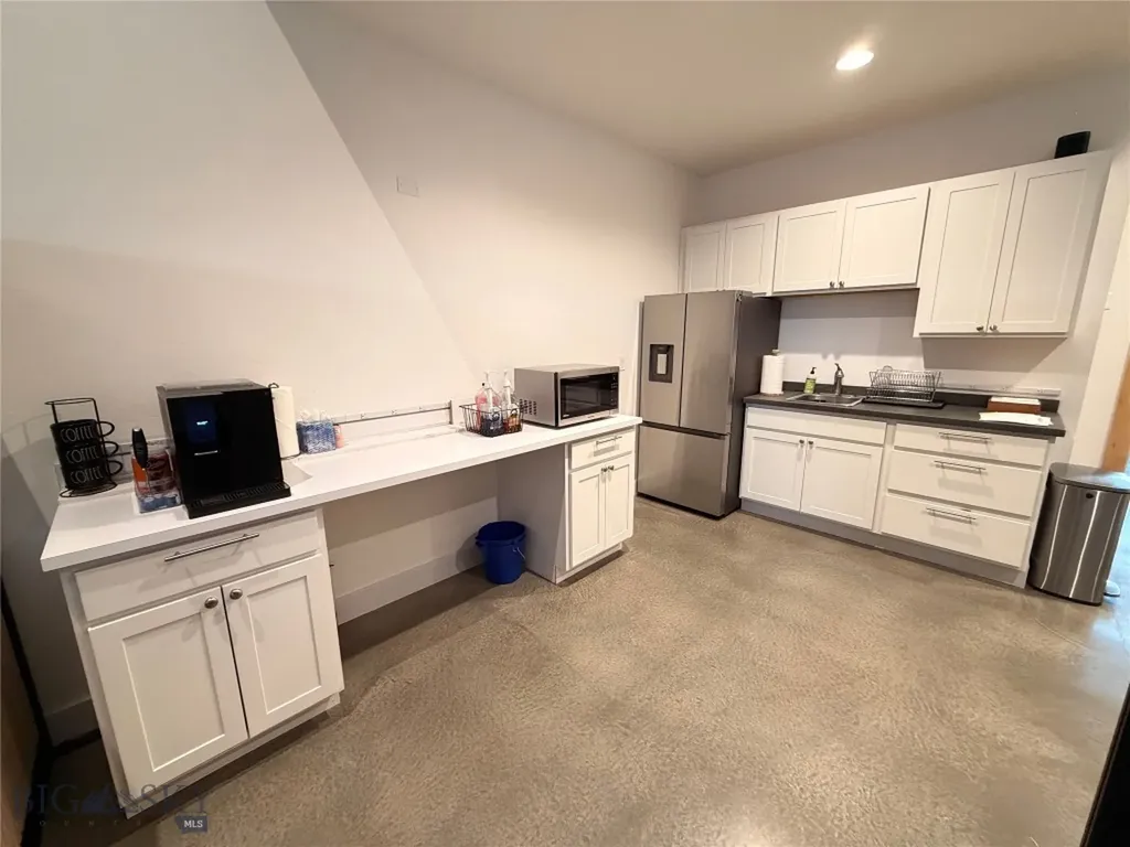 102 Eagle Fjord Road Bozeman MT 59718