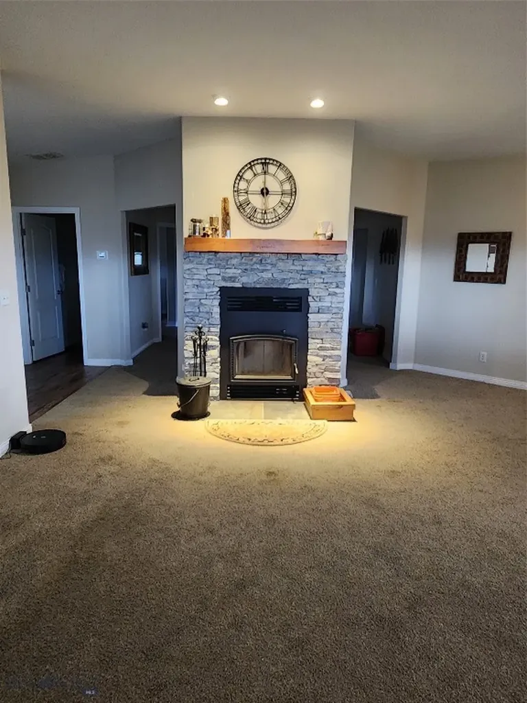 14 Valley View Twin Bridges MT 59754