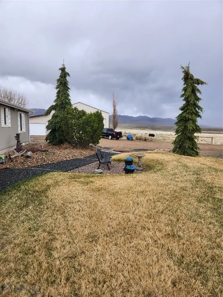 14 Valley View Twin Bridges MT 59754
