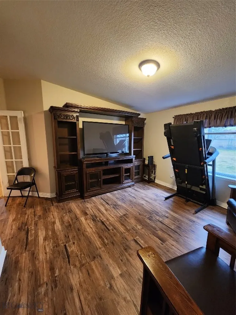 14 Valley View Twin Bridges MT 59754