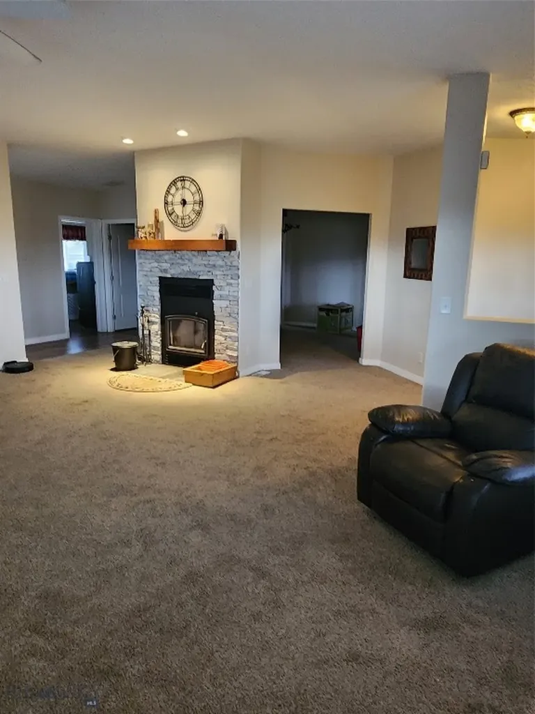 14 Valley View Twin Bridges MT 59754