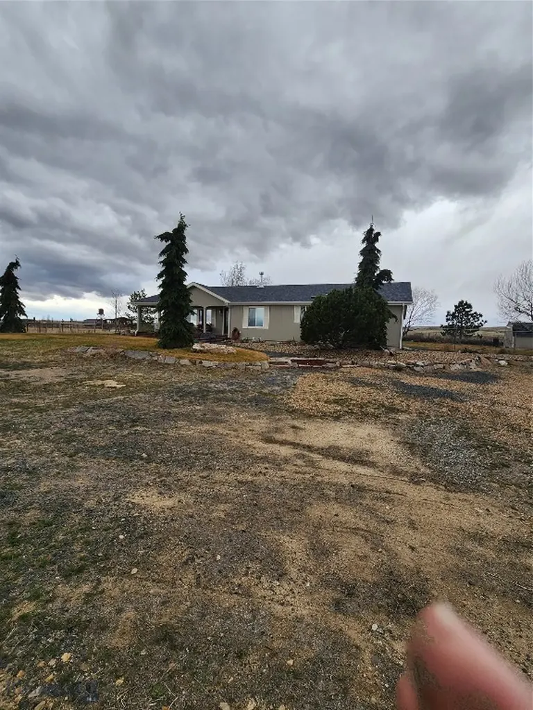 14 Valley View Twin Bridges MT 59754