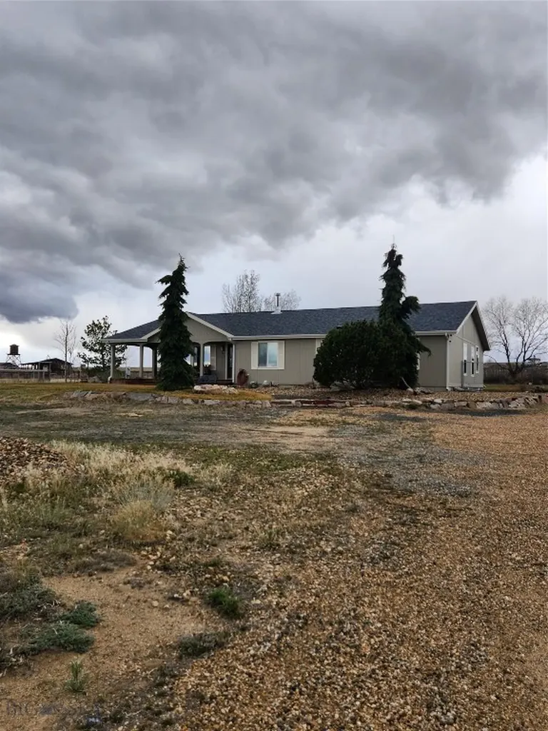 14 Valley View Twin Bridges MT 59754
