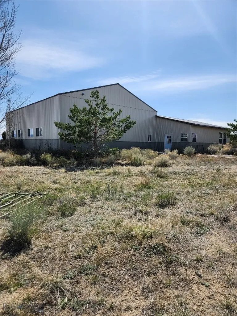 14 Valley View Twin Bridges MT 59754
