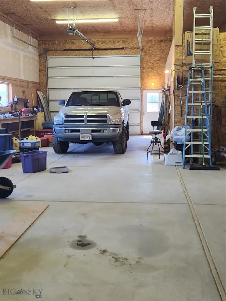 14 Valley View Twin Bridges MT 59754