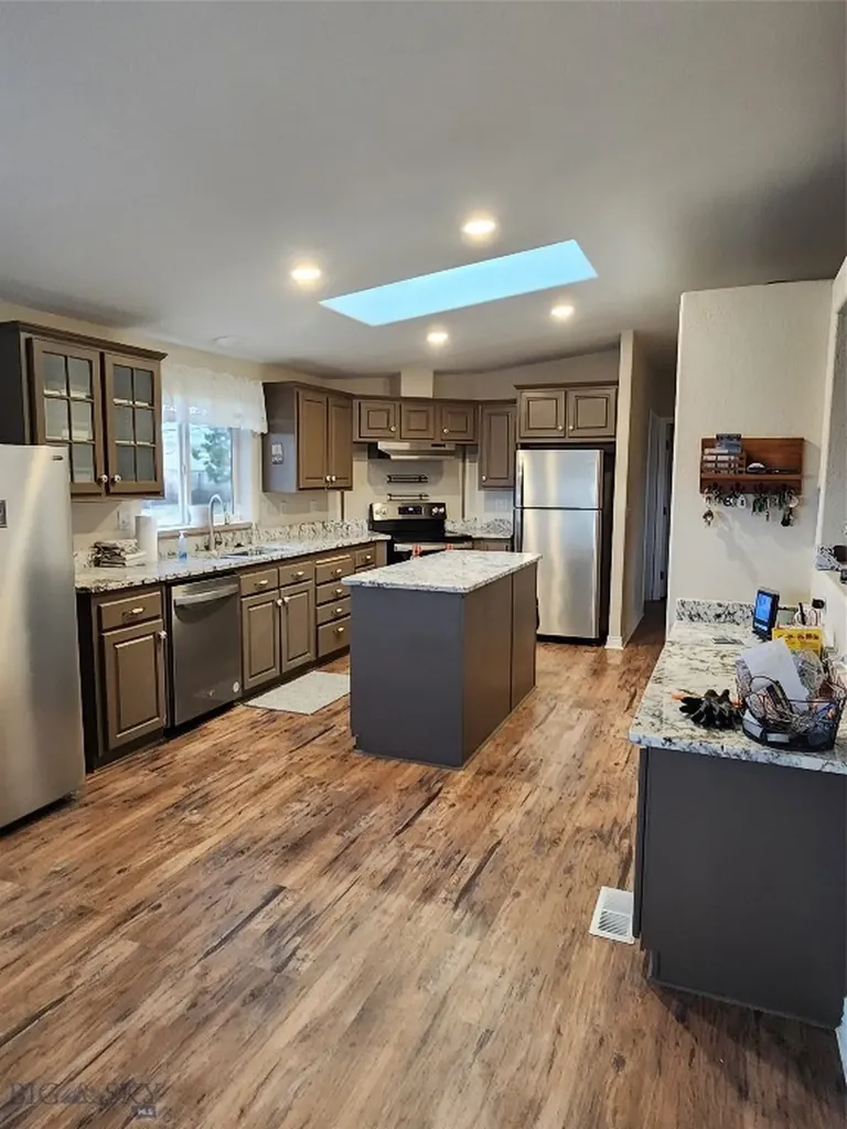 14 Valley View Twin Bridges MT 59754