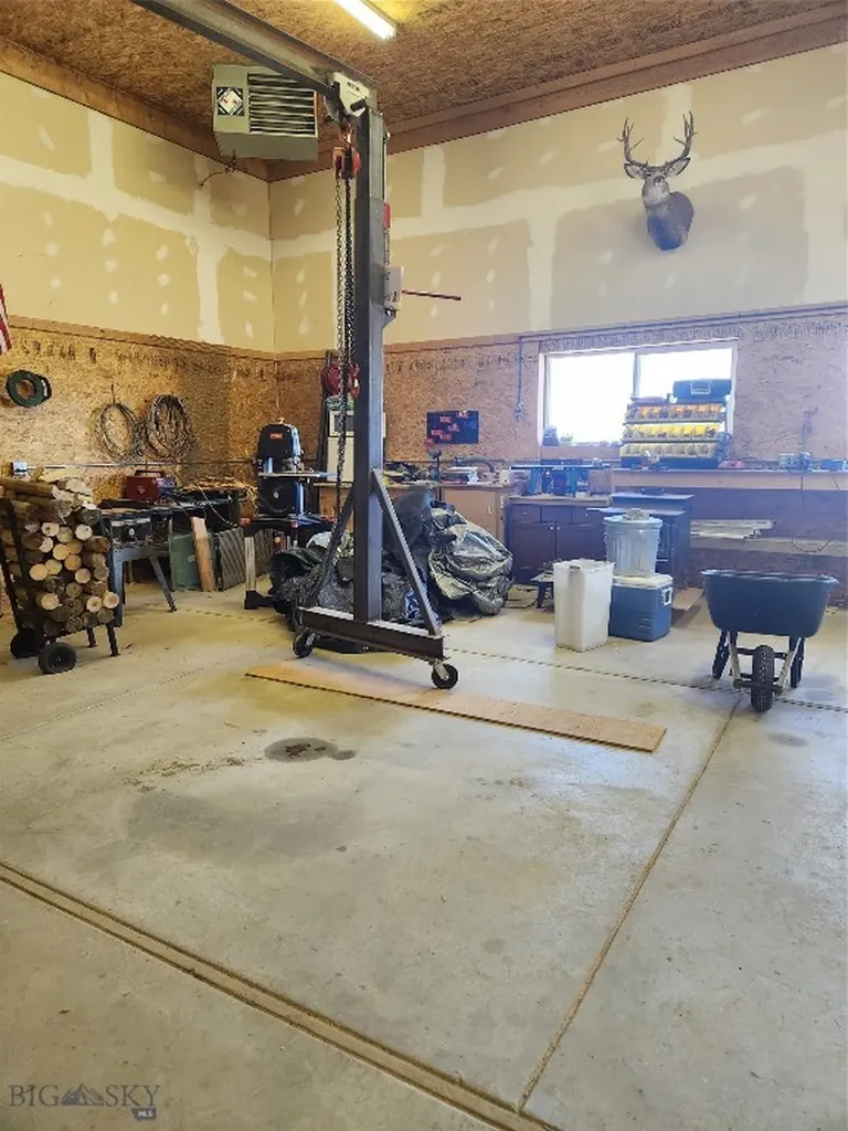 14 Valley View Twin Bridges MT 59754