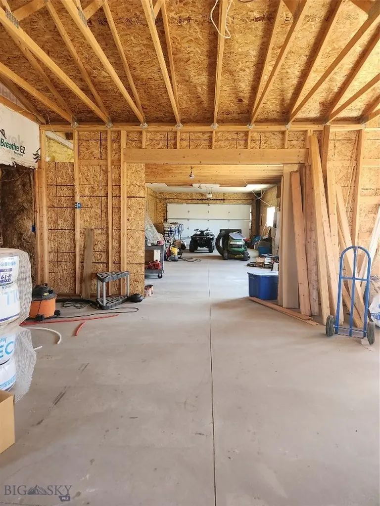 14 Valley View Twin Bridges MT 59754