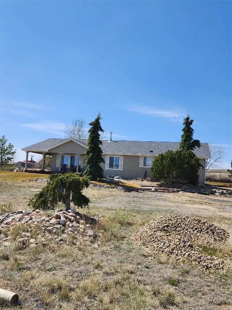 14 Valley View Twin Bridges MT 59754