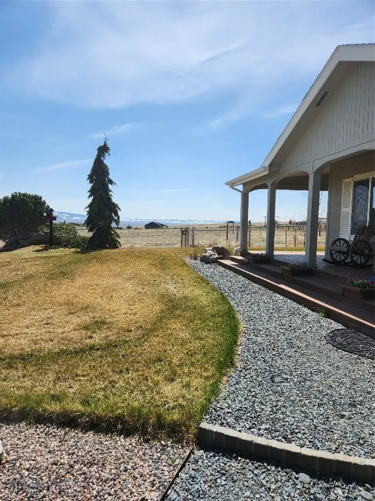 14 Valley View Twin Bridges MT 59754