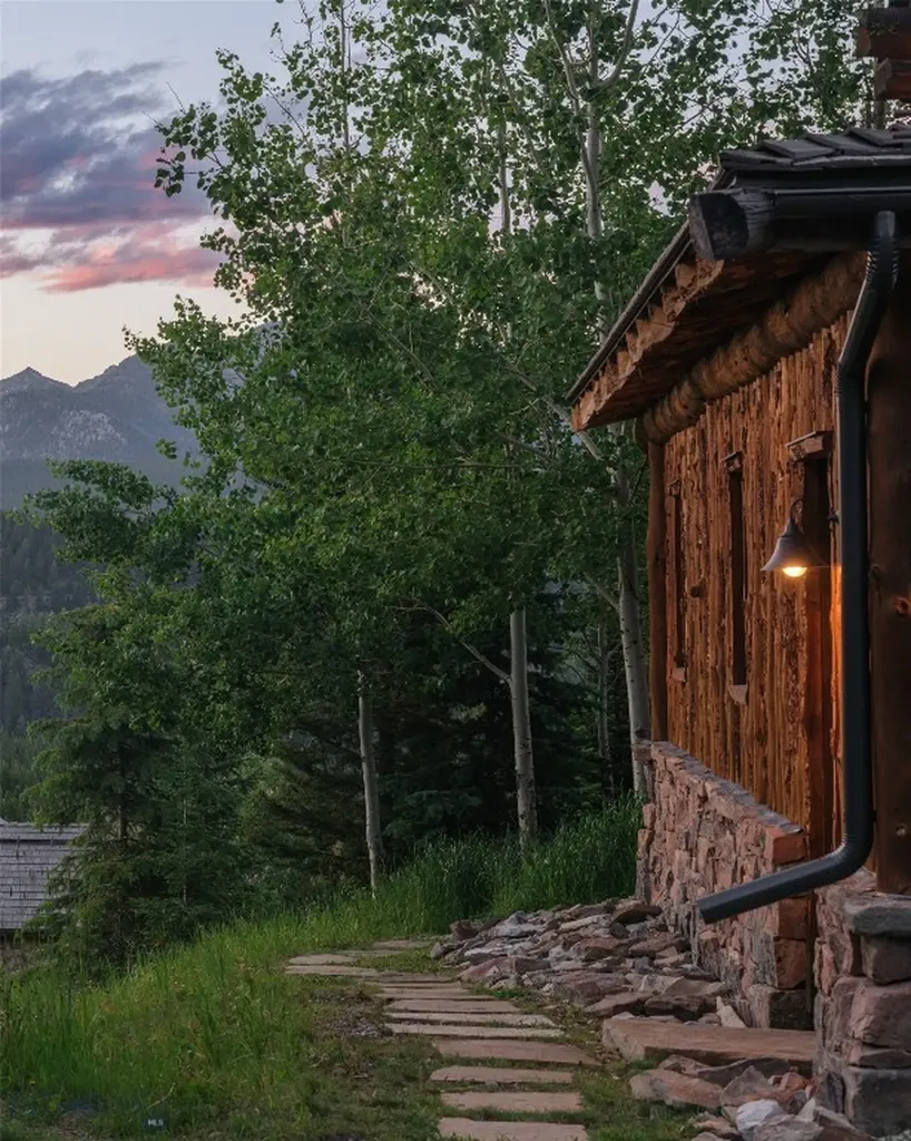 318 Wildridge Fork Big Sky MT 59716