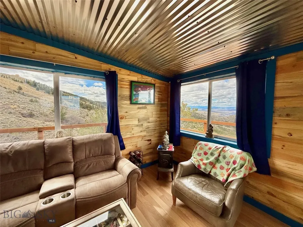 20590 Pole Gulch Road Three Forks MT 59752