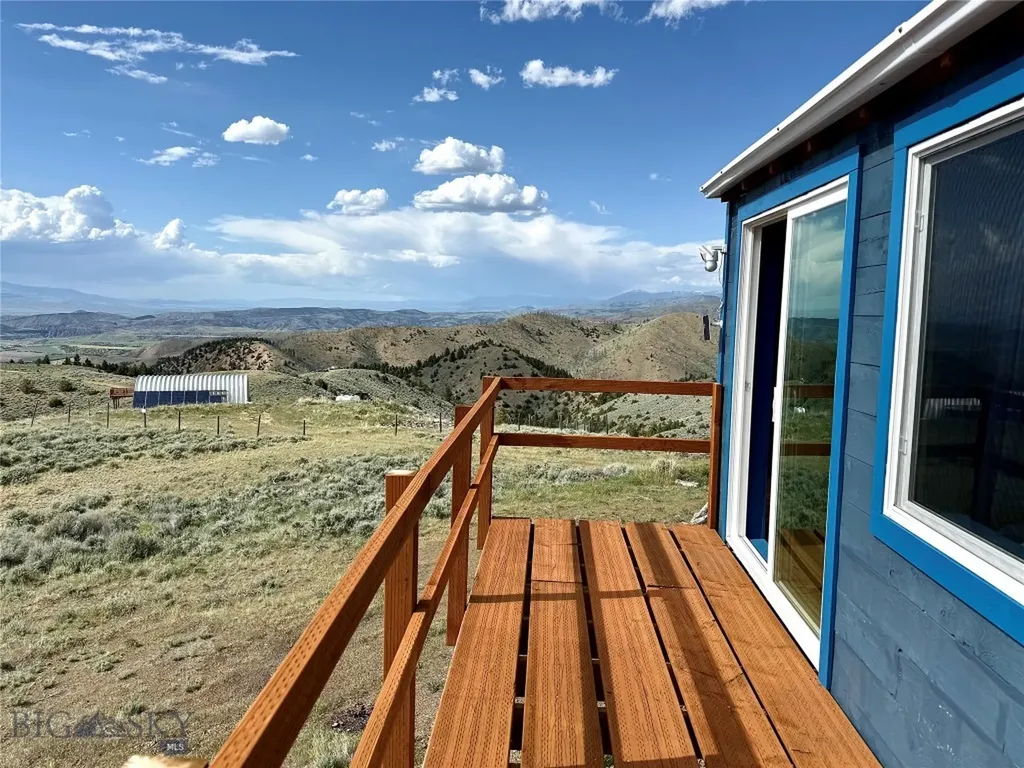 20590 Pole Gulch Road Three Forks MT 59752