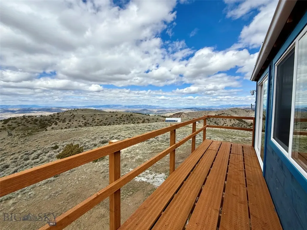 20590 Pole Gulch Road Three Forks MT 59752
