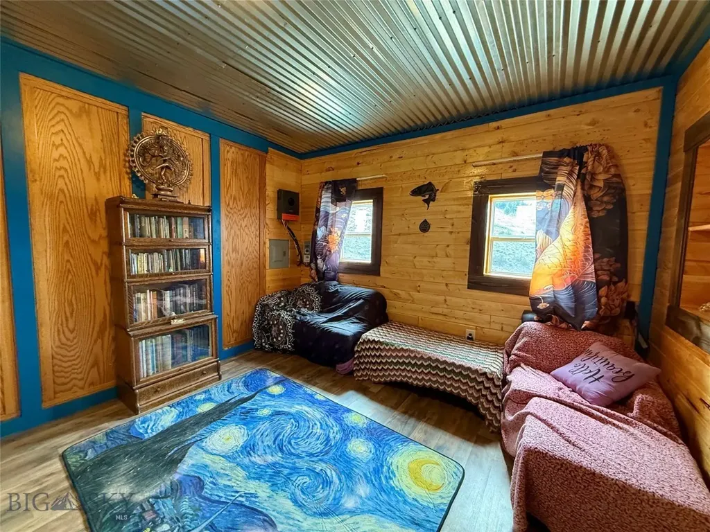 20590 Pole Gulch Road Three Forks MT 59752
