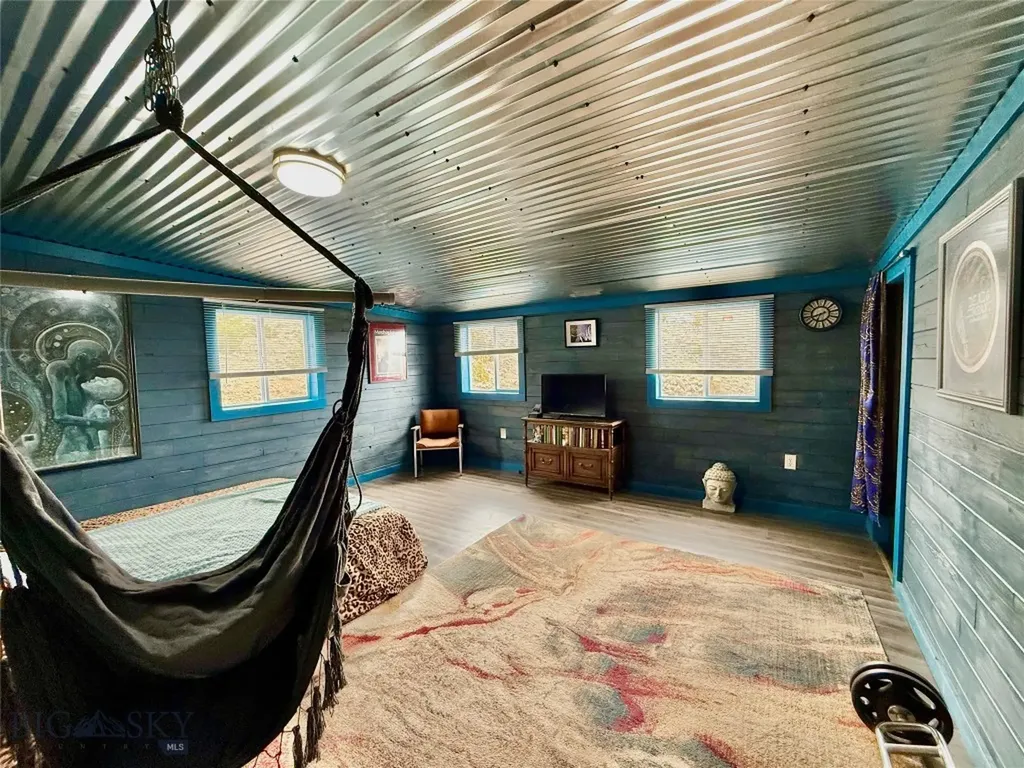 20590 Pole Gulch Road Three Forks MT 59752