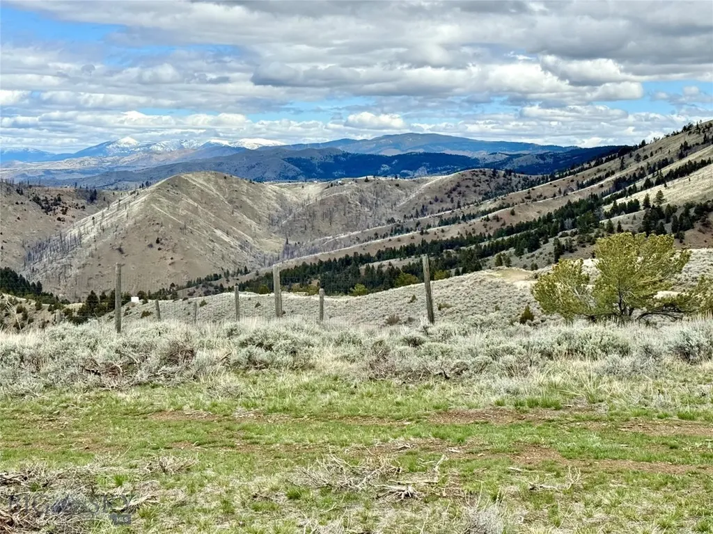 20590 Pole Gulch Road Three Forks MT 59752