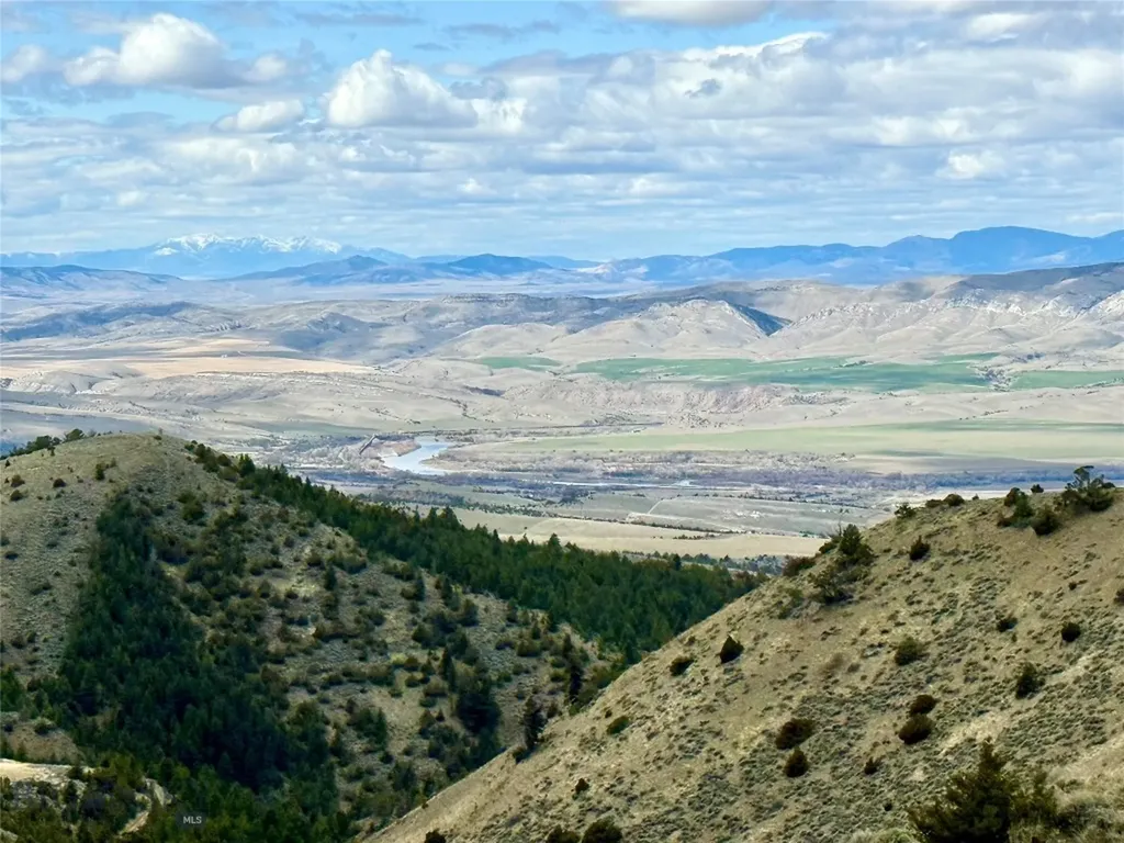 20590 Pole Gulch Road Three Forks MT 59752