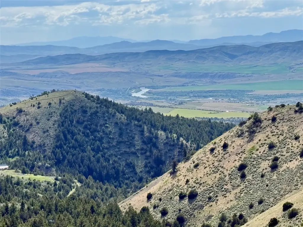20590 Pole Gulch Road Three Forks MT 59752