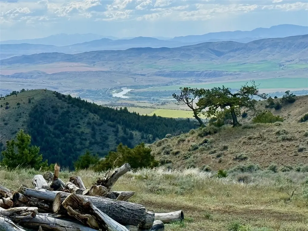20590 Pole Gulch Road Three Forks MT 59752