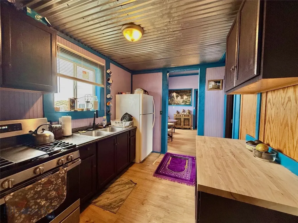 20590 Pole Gulch Road Three Forks MT 59752