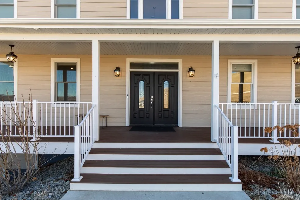 104 Running River Way Absarokee MT 59001