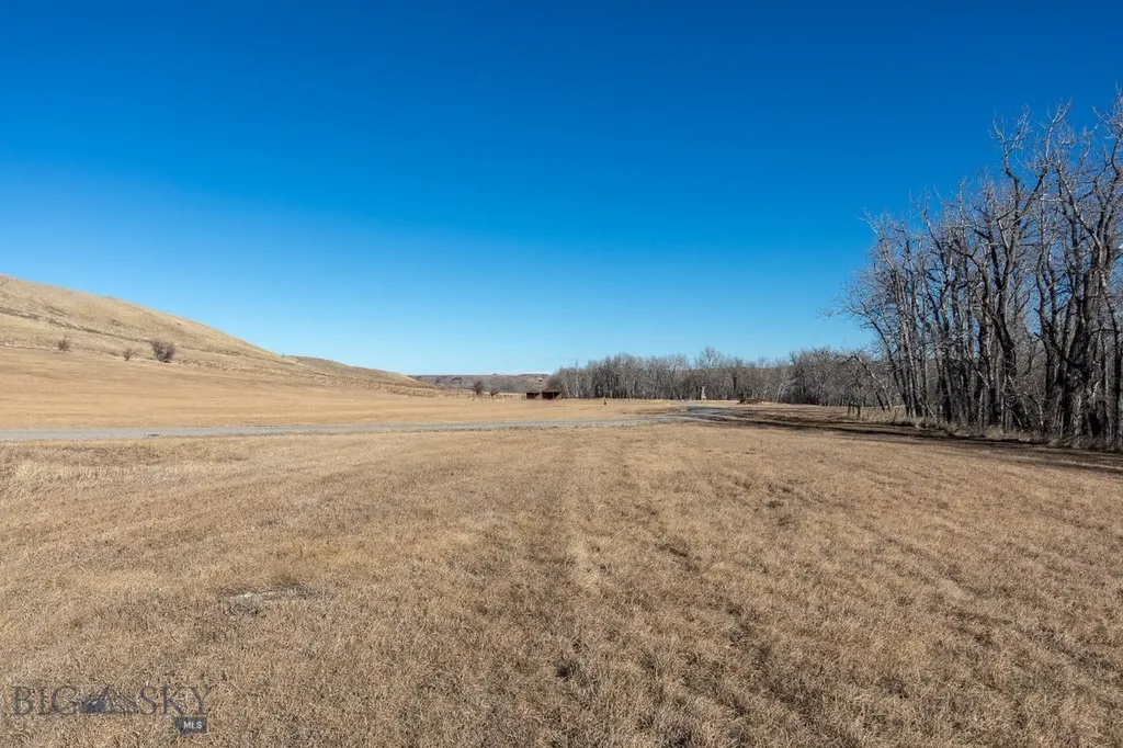 104 Running River Way Absarokee MT 59001