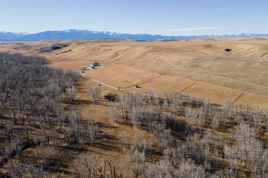 104 Running River Way Absarokee MT 59001