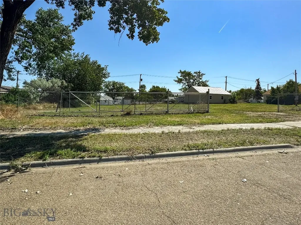 2 Robinson Street Scobey MT 59263