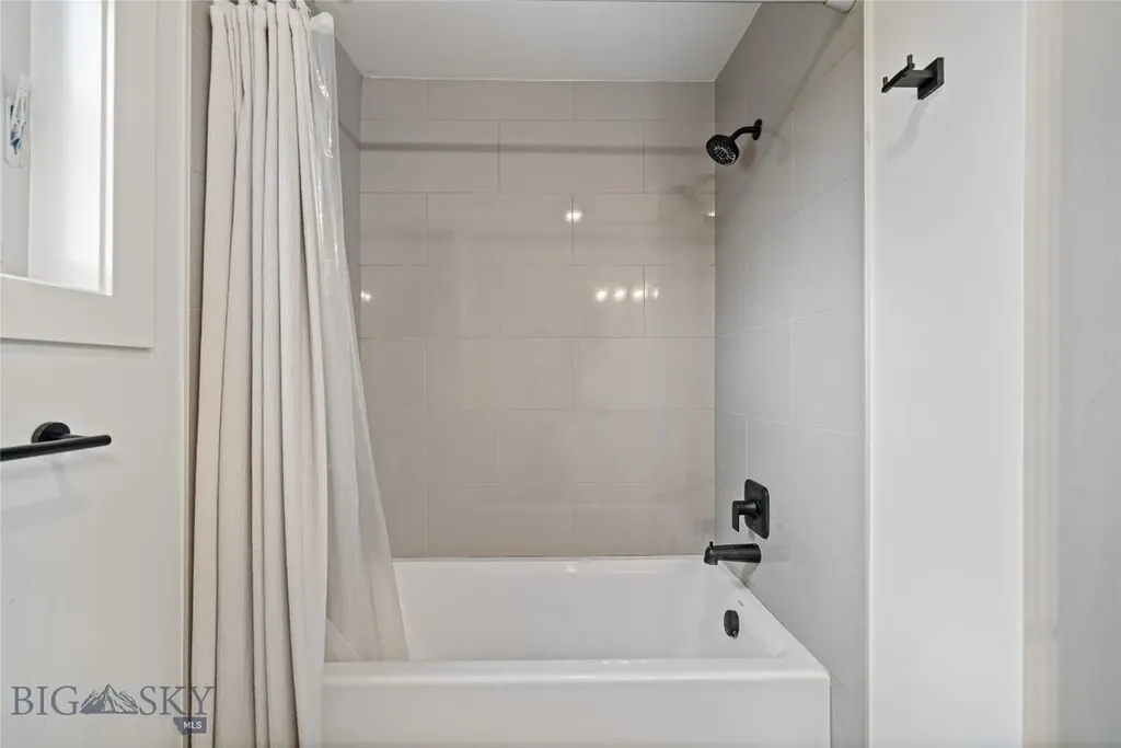 2184 Dennison Lane Bozeman MT 59718