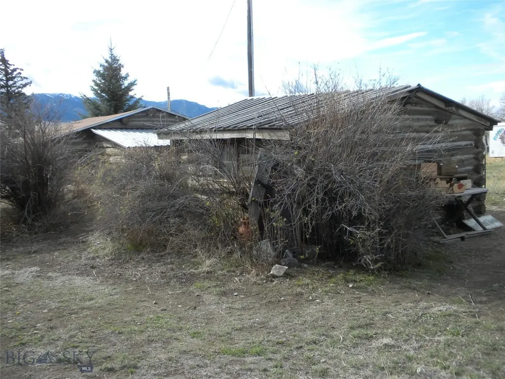 4 Blackman Street Silver Star MT 59751